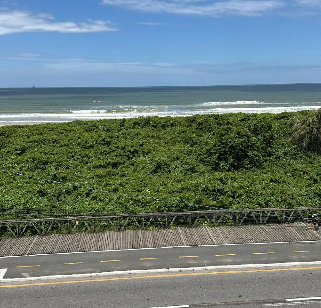 Apartamento Ap Frente Mar - Aeroporto E Beto Carrero Navegantes 0*,  Brasil